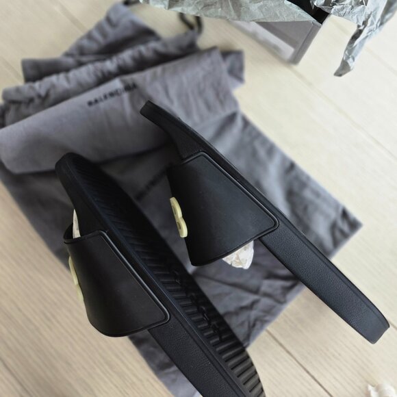 New Balenciaga GLOW Slides SZ 46 (M13) Unworn, Original Box w Tag & 2 Dust Bags. main image 8